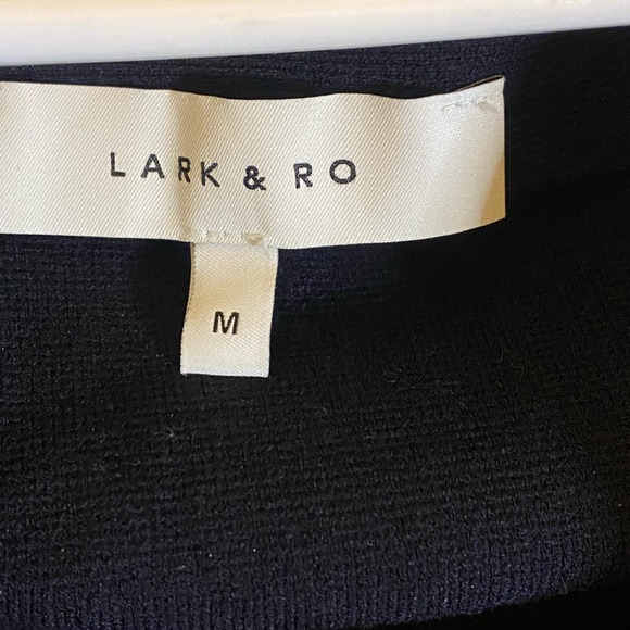 NWOT Lark and Ro Bodycon Navy Off the Shoulder File Midi Dress Medium - Picture 3 of 3